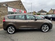 Renault Grand Scenic ICONIC TCE 8