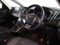 Renault Grand Scenic ICONIC TCE 24