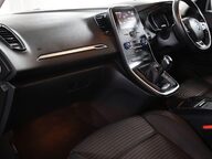 Renault Grand Scenic ICONIC TCE 22