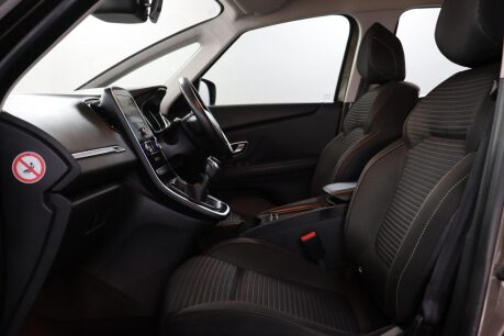 Renault Grand Scenic ICONIC TCE 40