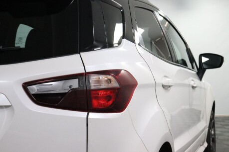 Ford Ecosport ST-LINE TDCI 23