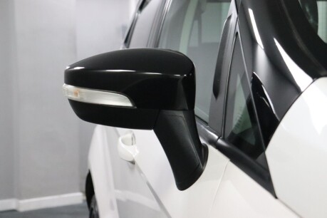 Ford Ecosport ST-LINE TDCI 33