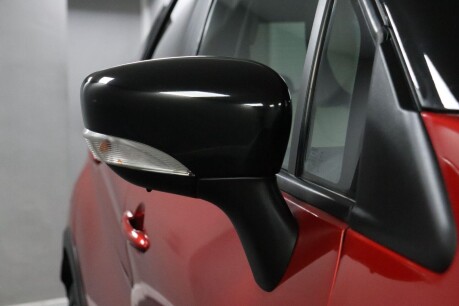 Renault Captur ICONIC TCE 33