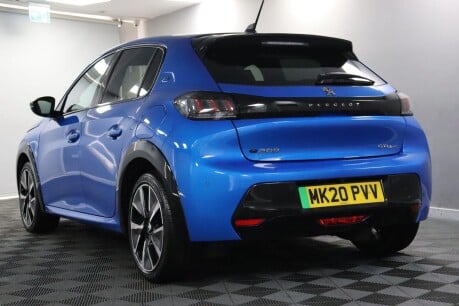 Peugeot 208 GT LINE 8