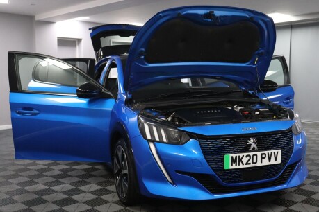Peugeot 208 GT LINE 17