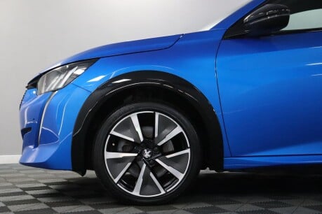 Peugeot 208 GT LINE 21