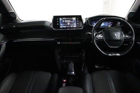 Peugeot 208 GT LINE 28
