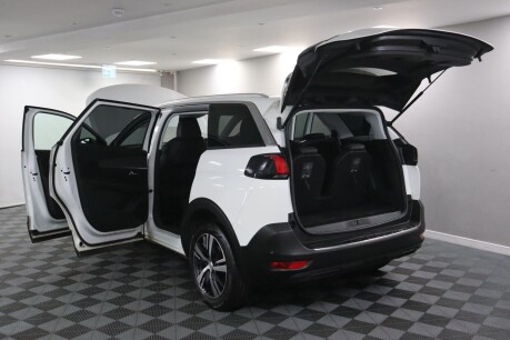 Peugeot 5008 BLUEHDI S/S ALLURE 21