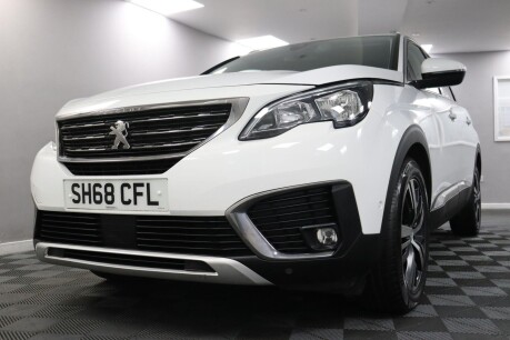 Peugeot 5008 BLUEHDI S/S ALLURE 28