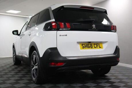 Peugeot 5008 BLUEHDI S/S ALLURE 29