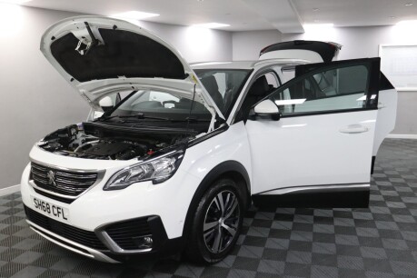 Peugeot 5008 BLUEHDI S/S ALLURE 16