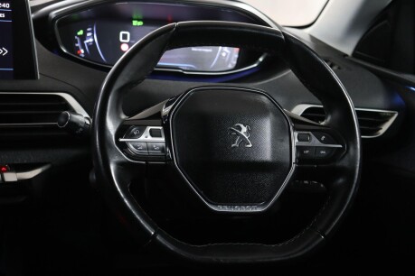 Peugeot 5008 BLUEHDI S/S ALLURE 47