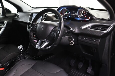Peugeot 2008 S/S ALLURE 3
