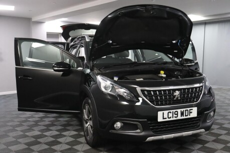 Peugeot 2008 S/S ALLURE 15