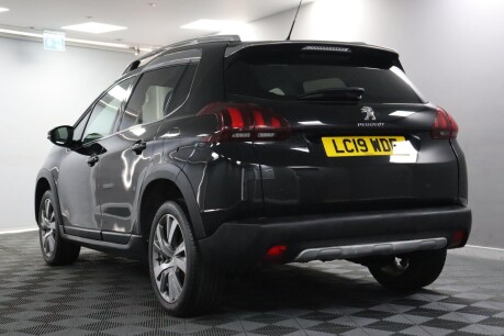 Peugeot 2008 S/S ALLURE 22