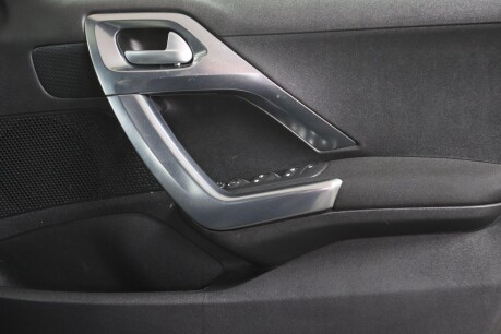 Peugeot 2008 S/S ALLURE 36