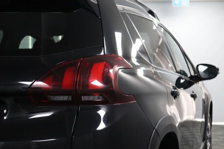 Peugeot 2008 S/S ALLURE 23