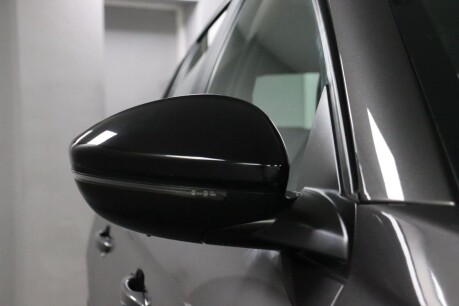 Vauxhall Corsa SE NAV PREMIUM 33