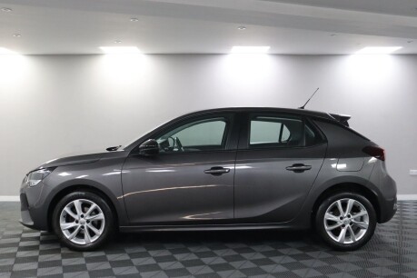 Vauxhall Corsa SE NAV PREMIUM 18