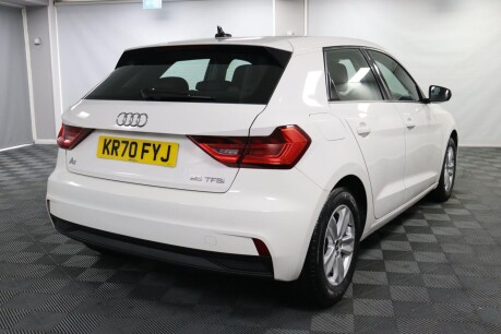 Audi A1 SPORTBACK TFSI TECHNIK 11