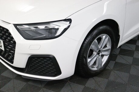 Audi A1 SPORTBACK TFSI TECHNIK 31