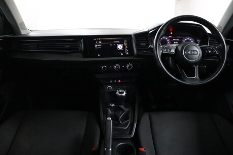 Audi A1 SPORTBACK TFSI TECHNIK 40