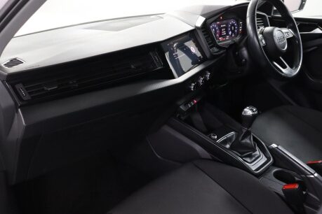 Audi A1 SPORTBACK TFSI TECHNIK 34