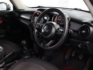 Mini Hatch COOPER CLASSIC 3