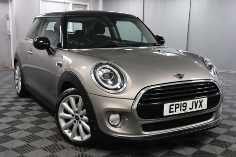 Mini Hatch COOPER CLASSIC 19