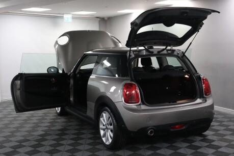 Mini Hatch COOPER CLASSIC 21