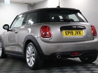 Mini Hatch COOPER CLASSIC 22