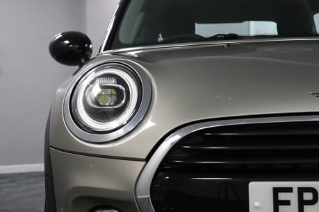Mini Hatch COOPER CLASSIC 25