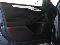 Ford Focus ZETEC TDCI 43