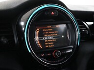 Mini Hatch COOPER 37