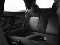 Mini Hatch COOPER 39