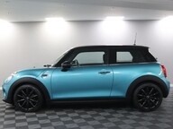 Mini Hatch COOPER 18