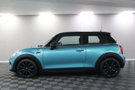 Mini Hatch COOPER 18