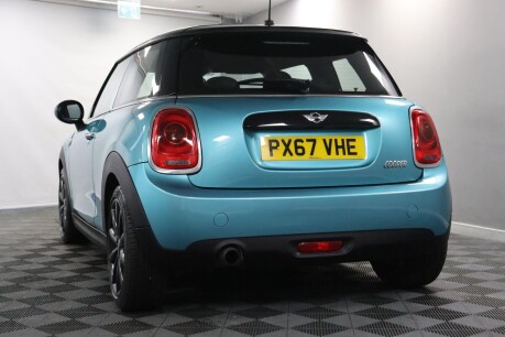 Mini Hatch COOPER 29