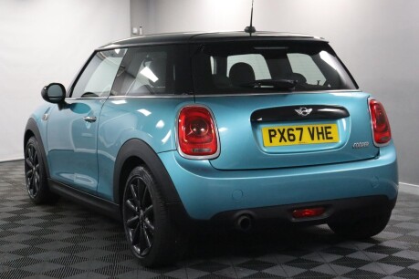 Mini Hatch COOPER 10