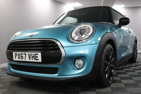 Mini Hatch COOPER 28