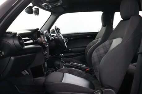 Mini Hatch COOPER 40
