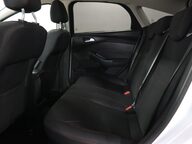 Ford Focus ZETEC S 42