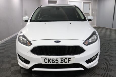 Ford Focus ZETEC S 2