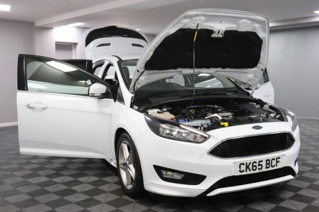 Ford Focus ZETEC S 15