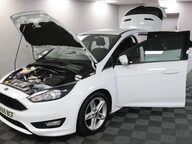 Ford Focus ZETEC S 16