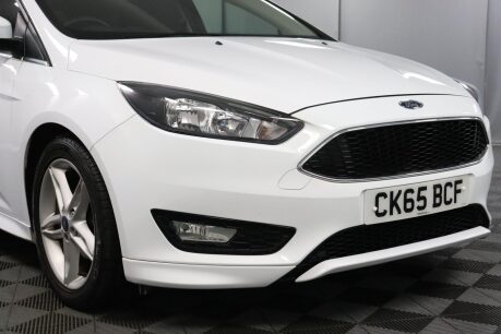 Ford Focus ZETEC S 24