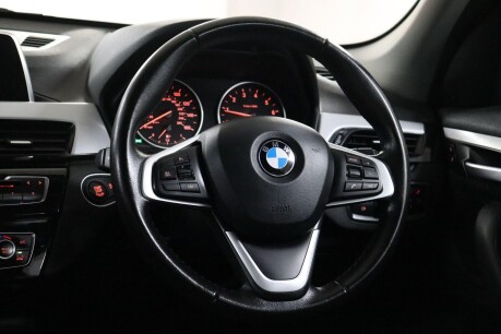 BMW X1 SDRIVE18I SE 45