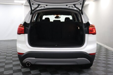 BMW X1 SDRIVE18I SE 14