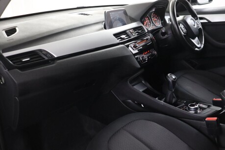 BMW X1 SDRIVE18I SE 34
