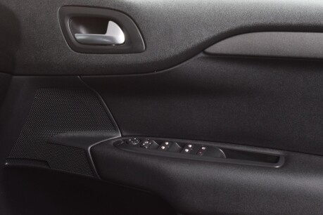 Citroen C4 BLUEHDI FLAIR S/S 36